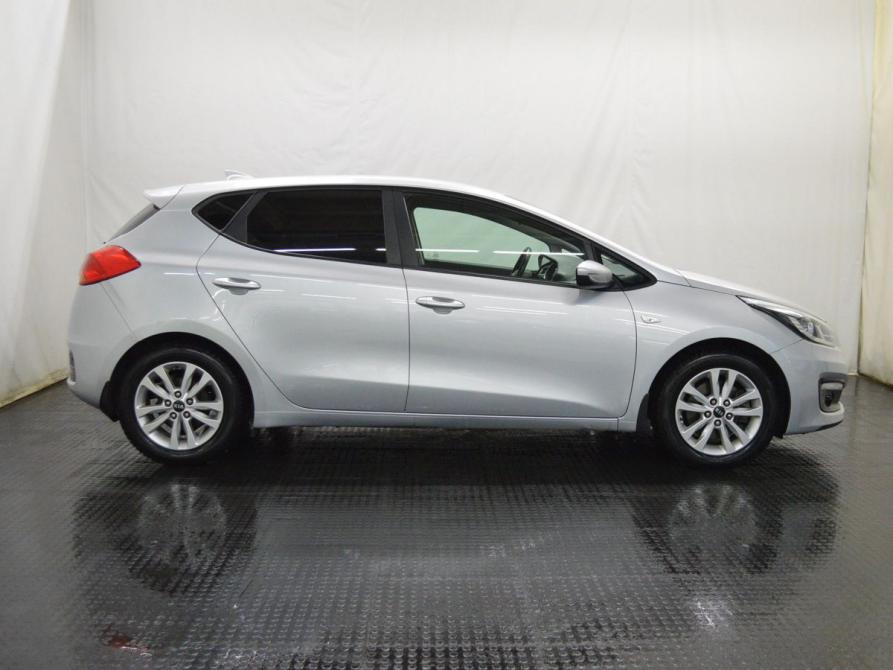 Kia Ceed II Рестайлинг Санкт-Петербург  - изображение 4