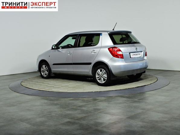 Skoda Fabia II Рестайлинг с пробегом 2013 года, цена 637 000 рублей, 197394 км, хэтчбек, Автокод Объявления