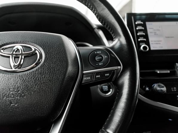 Toyota Camry VIII (XV70) Рестайлинг с пробегом 2021 года, цена 2 750 000 рублей, 92662 км, седан, Автокод Объявления