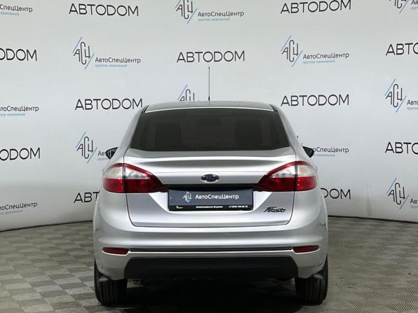 Ford Fiesta Mk6 Рестайлинг с пробегом 2016 года, цена 739 000 рублей, 147000 км, седан, Автокод Объявления
