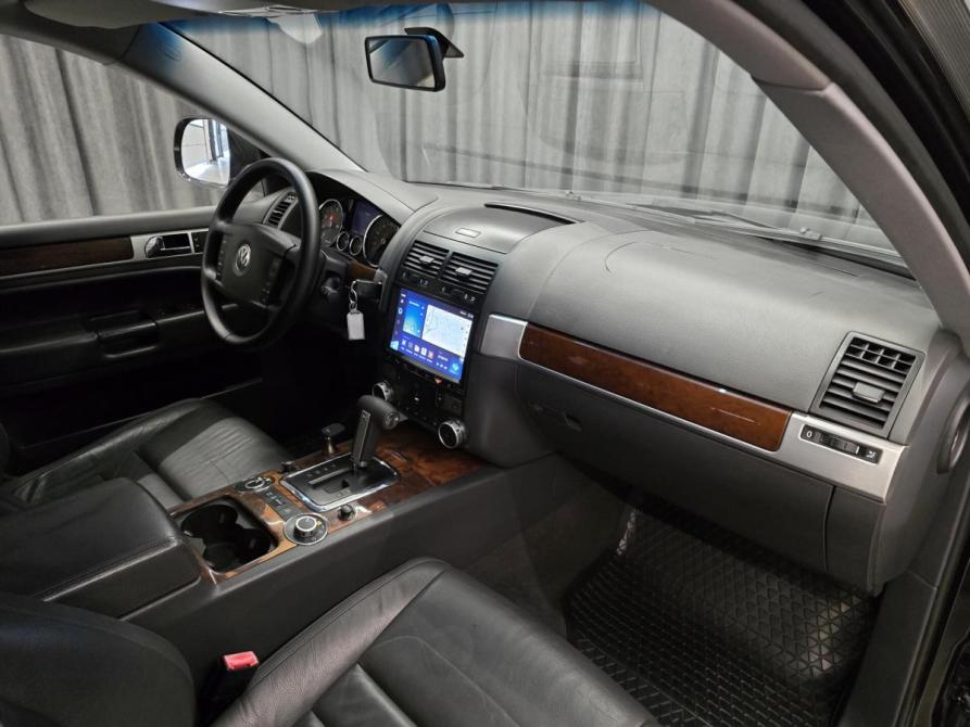 Volkswagen Touareg I Рестайлинг Красноярск  - изображение 13
