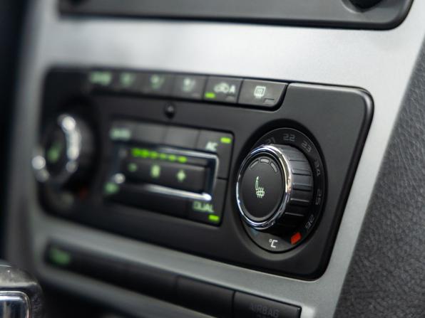 Skoda Octavia II (A5) Рестайлинг с пробегом 2012 года, цена 1 048 000 рублей, 179665 км, лифтбек, Автокод Объявления