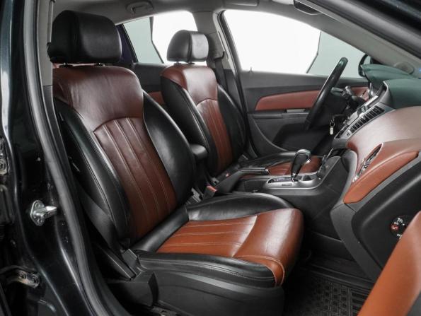 Chevrolet Cruze I Рестайлинг с пробегом 2012 года, цена 609 000 рублей, 255372 км, хэтчбек, Автокод Объявления
