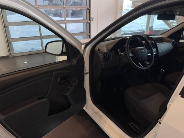Lada (ВАЗ) Largus I Рестайлинг с пробегом 2024 года, цена 1 594 000 рублей, 294 км, универсал, Автокод Объявления