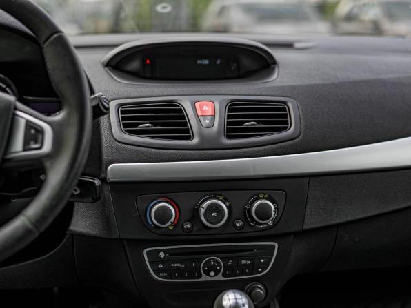 Renault Megane III с пробегом 2011 года, цена 690 000 рублей, 165833 км, хэтчбек, Автокод Объявления