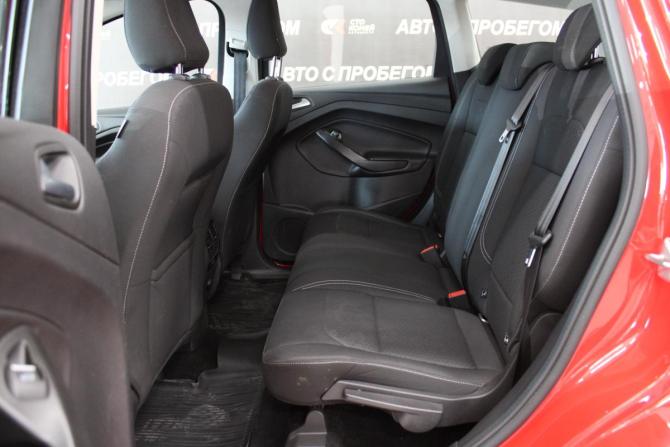 Ford Kuga II Рестайлинг с пробегом 2017 года, цена 1 598 000 рублей, 123000 км, внедорожник, Автокод Объявления