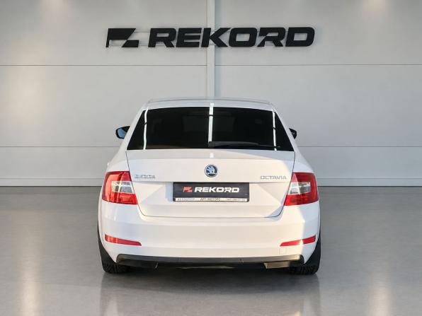 Skoda Octavia III (A7) с пробегом 2014 года, цена 1 479 000 рублей, 121000 км, лифтбек, Автокод Объявления