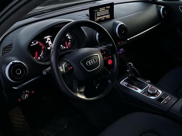 Audi A3 III (8V) с пробегом 2015 года, цена 1 349 000 рублей, 169110 км, седан, Автокод Объявления