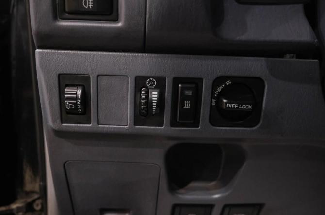 Toyota Land Cruiser Prado 90 Series Рестайлинг с пробегом 2001 года, цена 1 699 000 рублей, 249000 км, внедорожник, Автокод Объявления