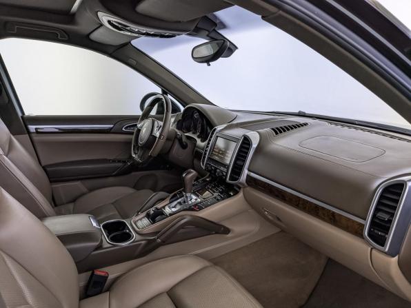 Porsche Cayenne II (958) с пробегом 2014 года, цена 2 295 000 рублей, 240700 км, внедорожник, Автокод Объявления