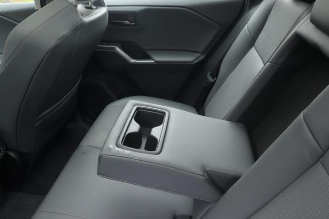 Toyota RAV4 VI (XA60) с пробегом 2025 года, цена 4 420 000 рублей, 10 км, внедорожник, Автокод Объявления