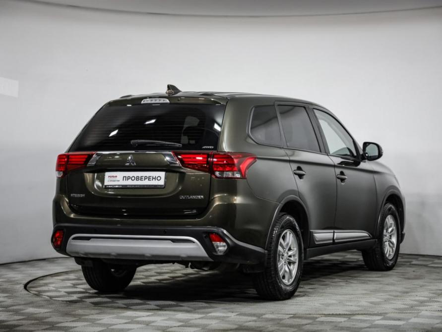 Mitsubishi Outlander III Рестайлинг 3 Санкт-Петербург  - изображение 5