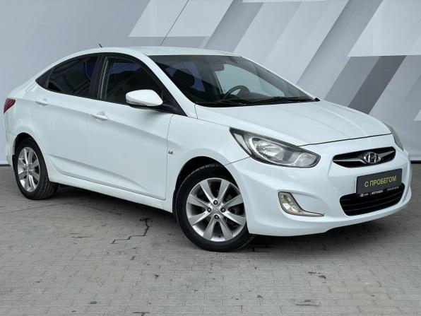 Hyundai Solaris I с пробегом 2012 года, цена 819 000 рублей, 154321 км, седан, Автокод Объявления