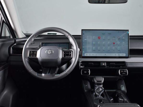 Toyota RAV4 VI (XA60) с пробегом 2026 года, цена 4 199 995 рублей, 17 км, внедорожник, Автокод Объявления