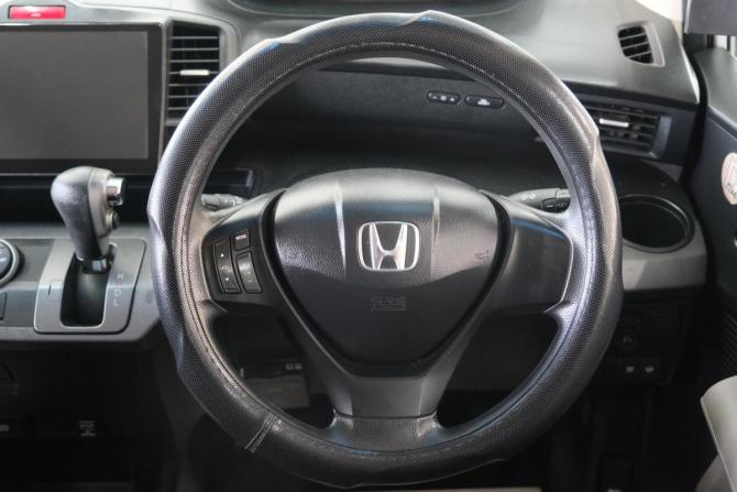 Honda Freed I с пробегом 2010 года, цена 1 139 000 рублей, 166000 км, компактвэн, Автокод Объявления