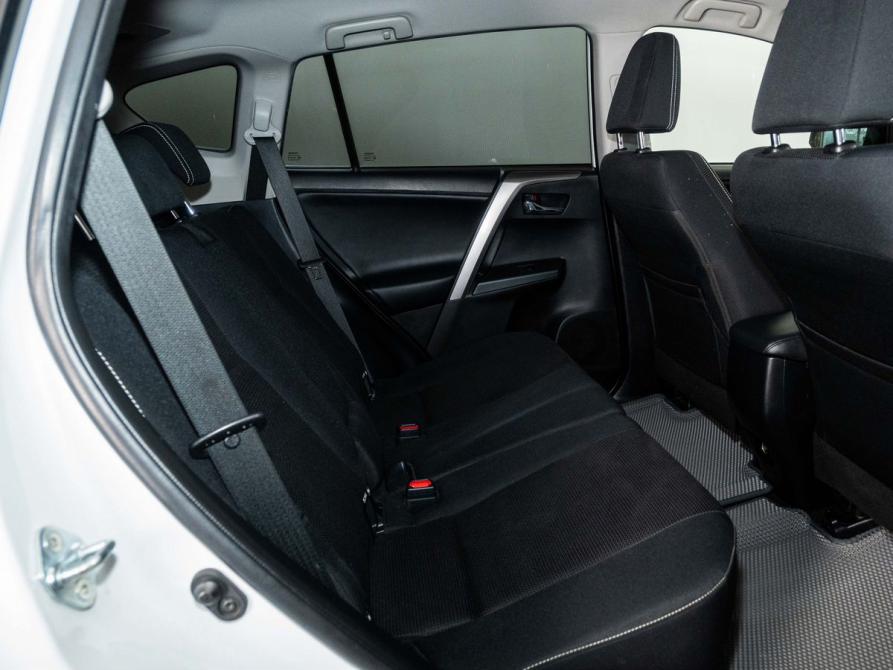 Toyota RAV4 IV (XA40) Рестайлинг Казань  - изображение 8