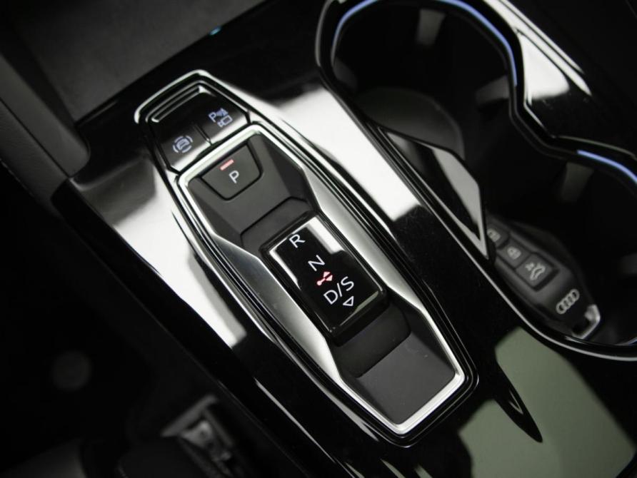 Audi Q5 III Москва  - изображение 21