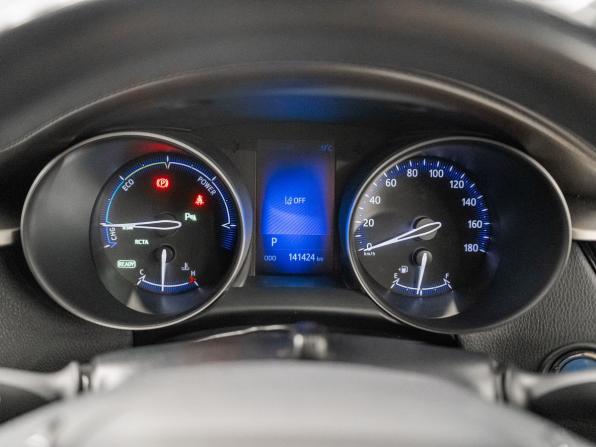 Toyota C-HR I с пробегом 2018 года, цена 1 900 000 рублей, 141424 км, внедорожник, Автокод Объявления
