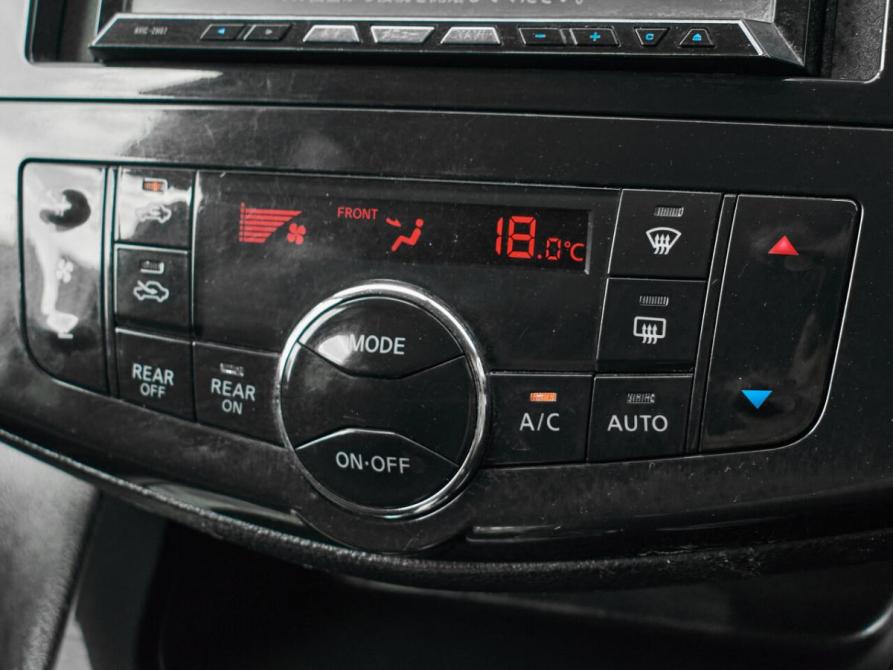 Nissan Serena IV (C26) Екатеринбург  - изображение 18