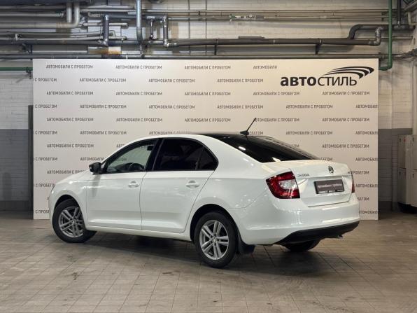 Skoda Rapid I Рестайлинг с пробегом 2018 года, цена 979 000 рублей, 195657 км, лифтбек, Автокод Объявления