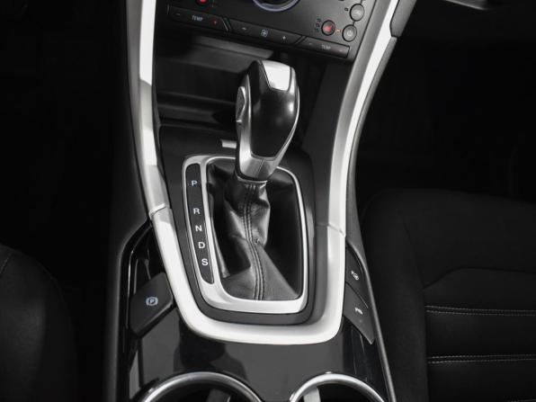 Ford Mondeo V с пробегом 2015 года, цена 1 280 000 рублей, 162286 км, седан, Автокод Объявления