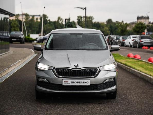 Skoda Rapid II с пробегом 2020 года, цена 1 699 000 рублей, 105585 км, лифтбек, Автокод Объявления