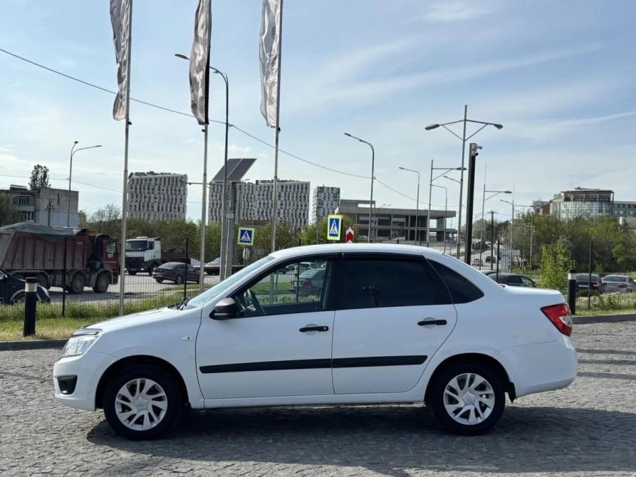 Lada (ВАЗ) Granta I Крым  - изображение 8
