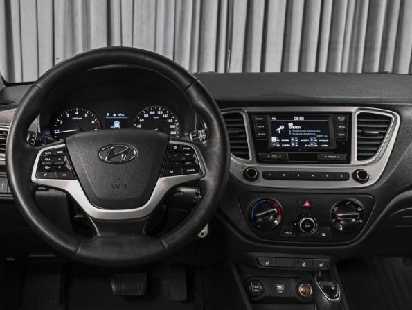 Hyundai Solaris II с пробегом 2019 года, цена 1 299 000 рублей, 161825 км, седан, Автокод Объявления