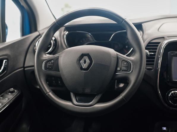 Renault Kaptur I с пробегом 2017 года, цена 1 650 000 рублей, 96613 км, внедорожник, Автокод Объявления