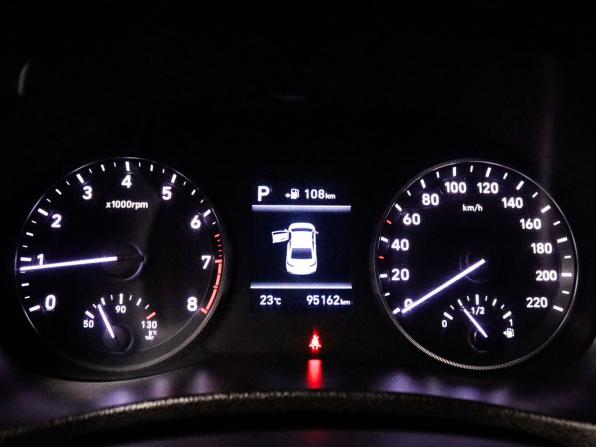 Hyundai Solaris II с пробегом 2019 года, цена 1 389 000 рублей, 95000 км, седан, Автокод Объявления