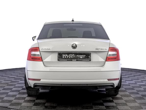 Skoda Octavia III (A7) Рестайлинг с пробегом 2019 года, цена 1 725 000 рублей, 107653 км, лифтбек, Автокод Объявления
