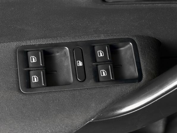 Volkswagen Polo V с пробегом 2014 года, цена 690 999 рублей, 177927 км, седан, Автокод Объявления
