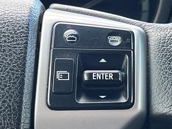 Toyota Land Cruiser Prado 150 Series Рестайлинг 1 с пробегом 2015 года, цена 3 670 000 рублей, 243020 км, внедорожник, Автокод Объявления