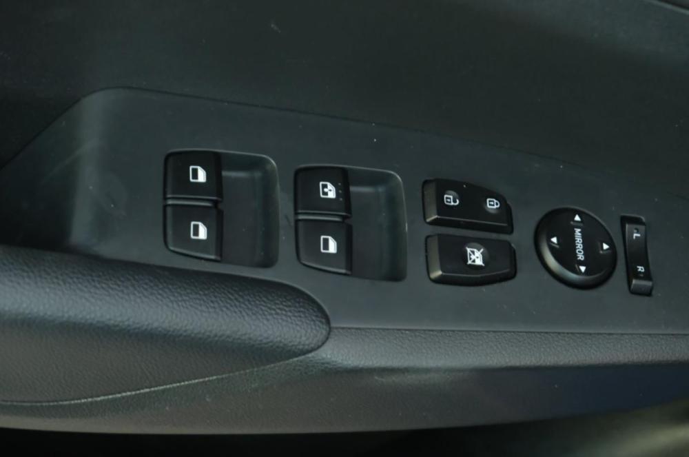 Hyundai Solaris II Рестайлинг Омск  - изображение 9