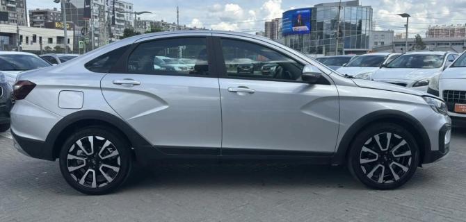 Lada (ВАЗ) Vesta I Рестайлинг (NG) с пробегом 2024 года, цена 1 280 000 рублей, 20000 км, седан, Автокод Объявления