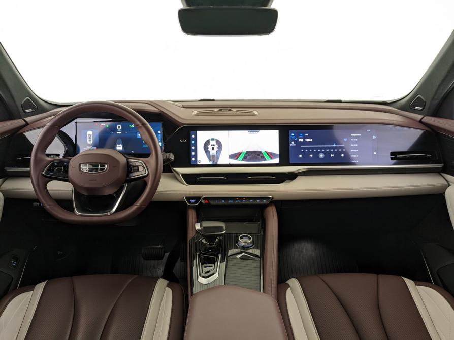 Geely Monjaro I Москва  - изображение 14