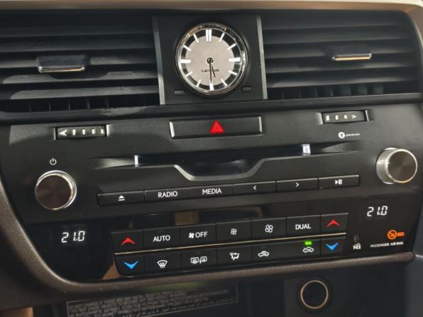 Lexus RX IV с пробегом 2018 года, цена 3 775 000 рублей, 259916 км, внедорожник, Автокод Объявления