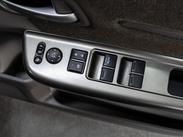 Honda Stepwgn IV Рестайлинг с пробегом 2015 года, цена 2 050 000 рублей, 170190 км, минивэн, Автокод Объявления