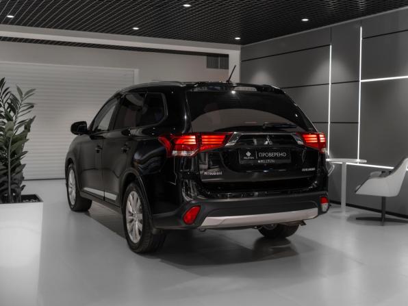 Mitsubishi Outlander III Рестайлинг 2 с пробегом 2016 года, цена 1 745 000 рублей, 156133 км, внедорожник, Автокод Объявления