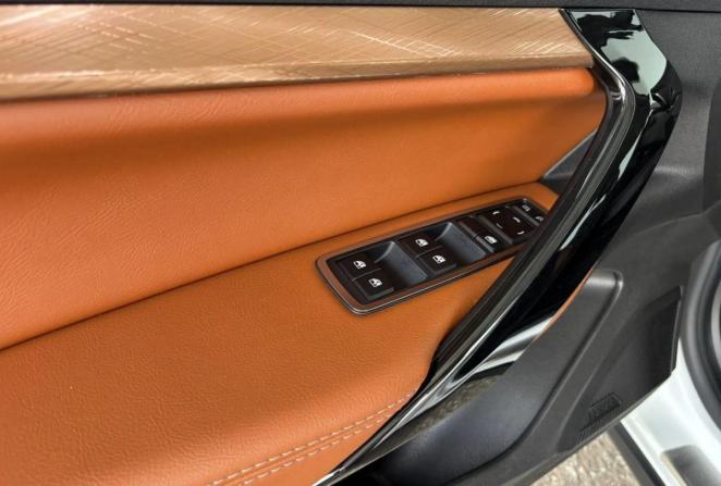 Lada (ВАЗ) Vesta I Рестайлинг (NG) с пробегом 2024 года, цена 1 525 000 рублей, 10967 км, универсал, Автокод Объявления