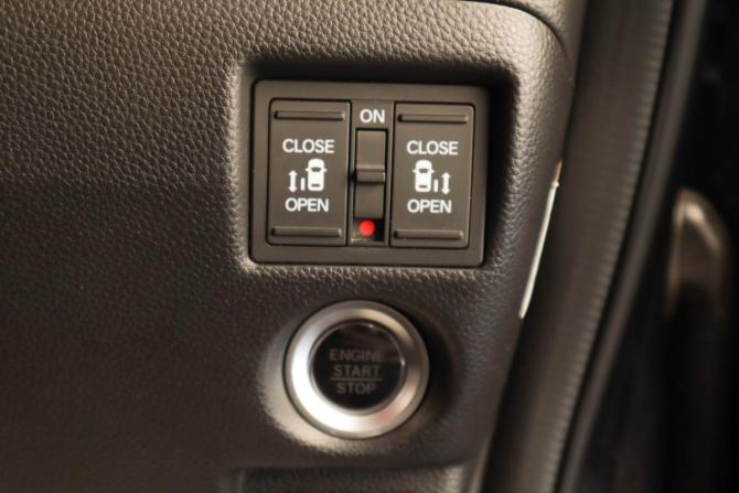 Honda N-BOX II с пробегом 2018 года, цена 1 119 000 рублей, 93170 км, микровэн, Автокод Объявления