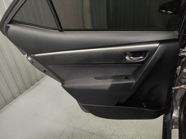 Toyota Corolla XI (E160 E170 E180) с пробегом 2014 года, цена 990 000 рублей, 186312 км, седан, Автокод Объявления