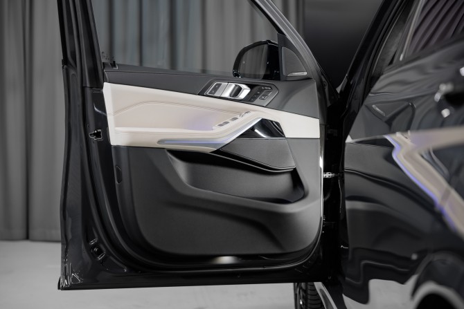 Новый BMW X7 I (G07) Рестайлинг 2024 года, цена 20 554 000 рублей, внедорожник, Автокод Объявления