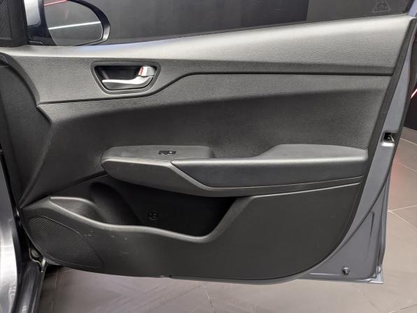 Hyundai Solaris II Рестайлинг с пробегом 2021 года, цена 1 515 000 рублей, 83226 км, седан, Автокод Объявления