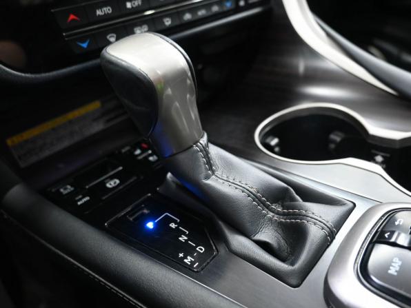 Lexus RX IV с пробегом 2019 года, цена 4 499 900 рублей, 131000 км, внедорожник, Автокод Объявления
