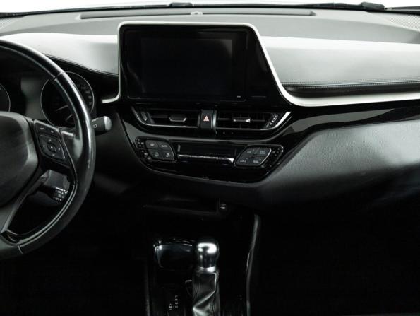 Toyota C-HR I с пробегом 2019 года, цена 1 999 700 рублей, 168032 км, внедорожник, Автокод Объявления