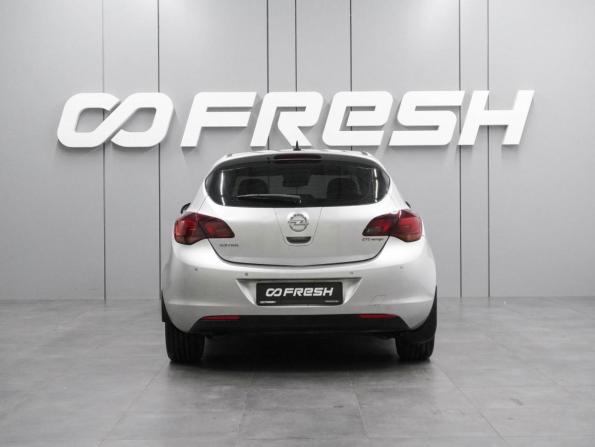 Opel Astra J с пробегом 2010 года, цена 649 000 рублей, 217560 км, хэтчбек, Автокод Объявления