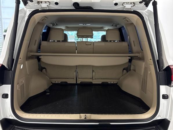 Toyota Land Cruiser 300 Series с пробегом 2021 года, цена 15 600 000 рублей, 46519 км, внедорожник, Автокод Объявления