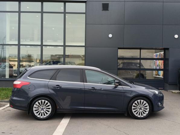 Ford Focus III с пробегом 2012 года, цена 749 000 рублей, 327631 км, универсал, Автокод Объявления
