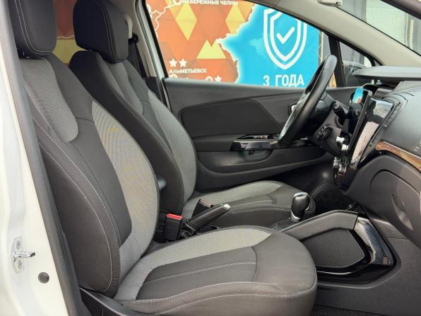 Renault Kaptur I Рестайлинг с пробегом 2021 года, цена 1 385 000 рублей, 56400 км, внедорожник, Автокод Объявления
